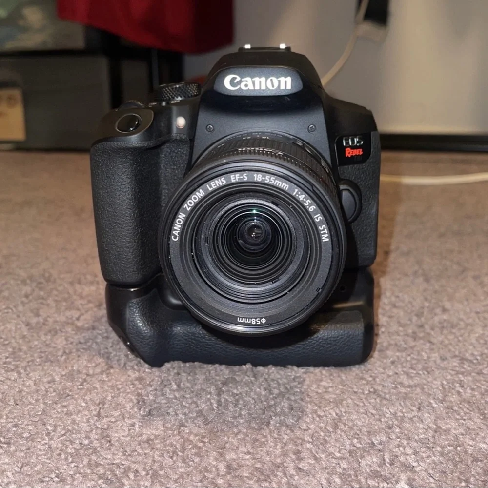 Canon T8I Bundle